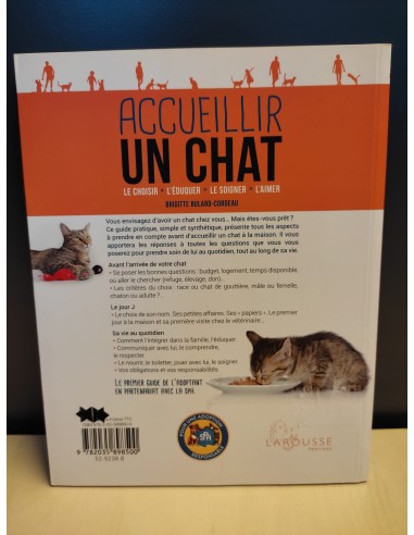 Livre francophone: "Accueillir un chat"