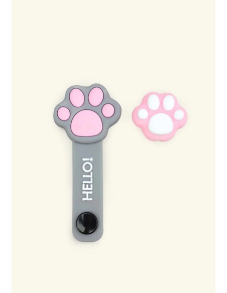 Een kattenpootvormige oplaadkabelhouder en beschermstukje